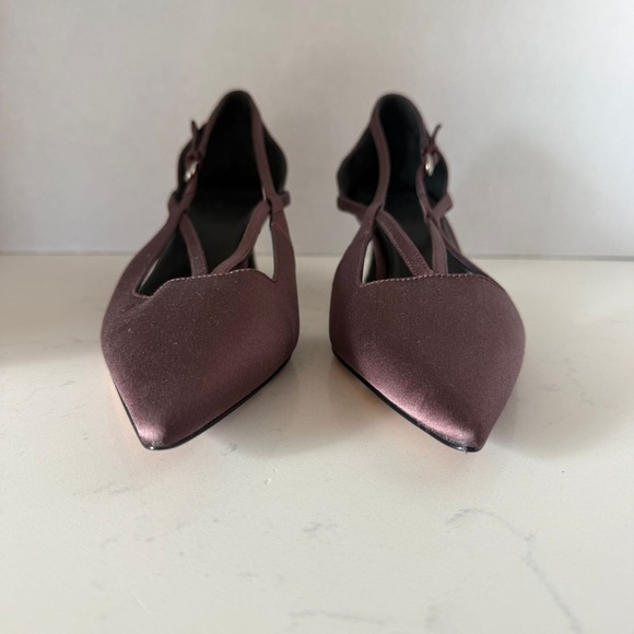 New Vince Brielle pointy toe kitten heel pump in color fig Size: 6 - Picture 2 of 10